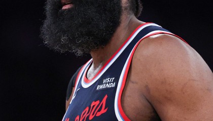 伤病还是有影响？哈登复出手感平平17中6！得到23分9助3失误！